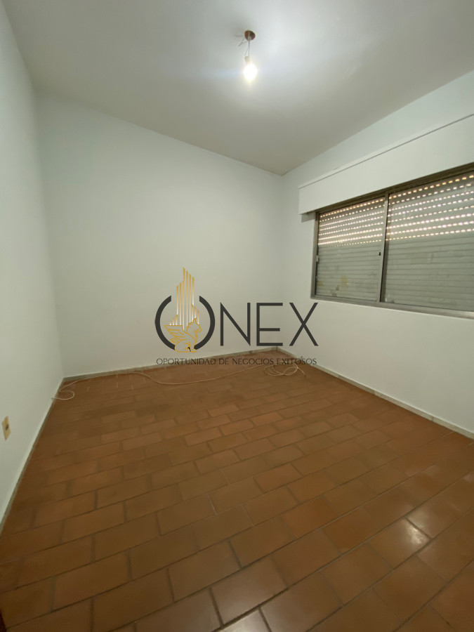 Casa ID.1534 - SE VENDE GRAN CASA EN CENTRO DE PAYSANDU