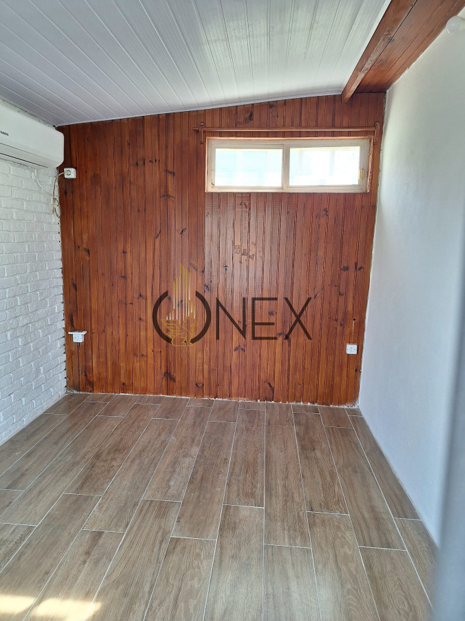 Casa ID.3146 - Alquiler de casa en Guazivurá nuevo