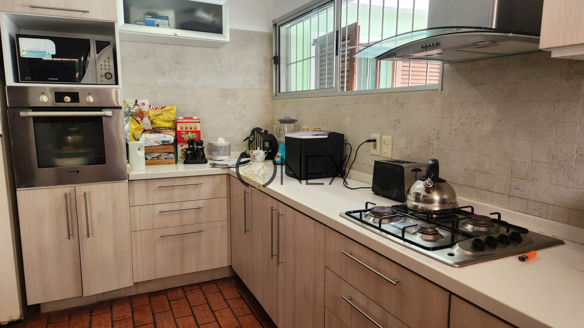 Casa ID.1663 - Casa en venta