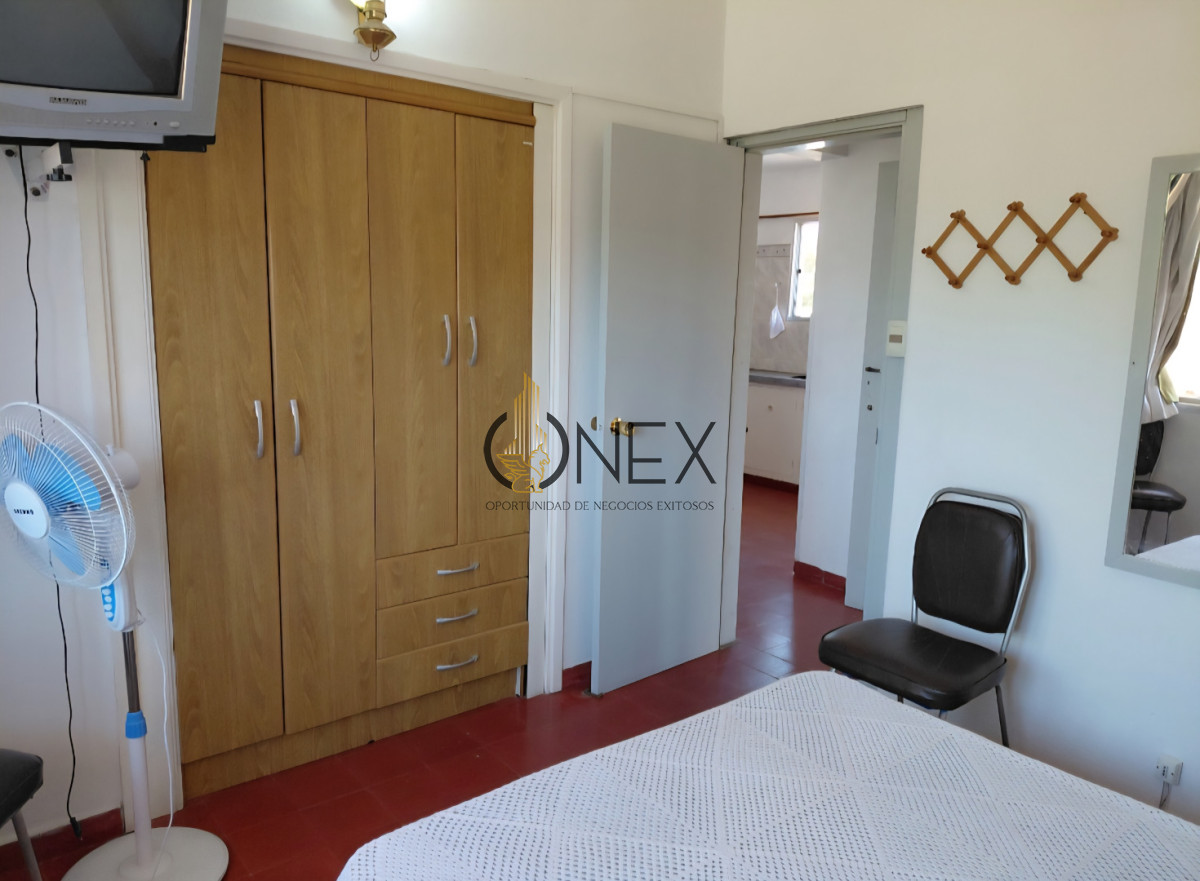 Casa ID.4194 - Oportunidad venta propiedad  dos casas  independientes + dependencia de servicio cerca de la rambla - Piriápolis