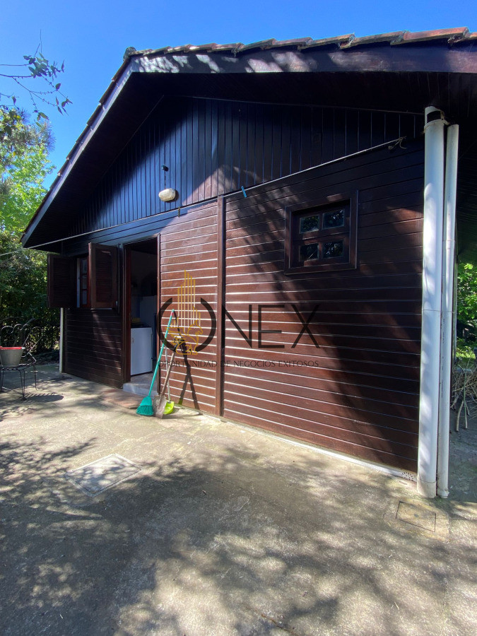 Casa ID.3325 - Se Alquila Cabaña en el Pinar Sur