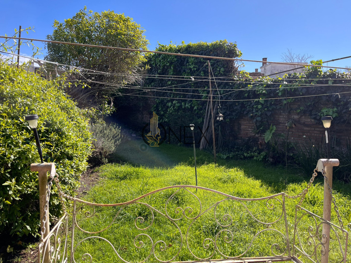 Casa ID.3099 - CASA EN VENTA A METROS DE REPUBLICA ARGENTINA