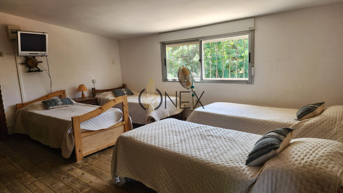 Casa ID.1663 - Casa en venta