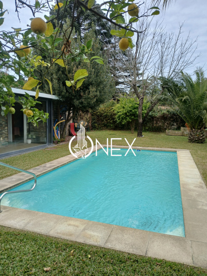 Casa ID.4713 - Se vende casa en Atlantida 