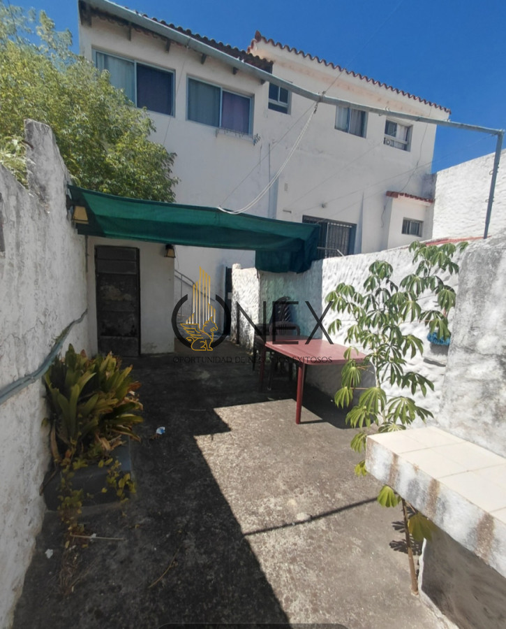 Casa ID.4194 - Oportunidad venta propiedad  dos casas  independientes + dependencia de servicio cerca de la rambla - Piriápolis