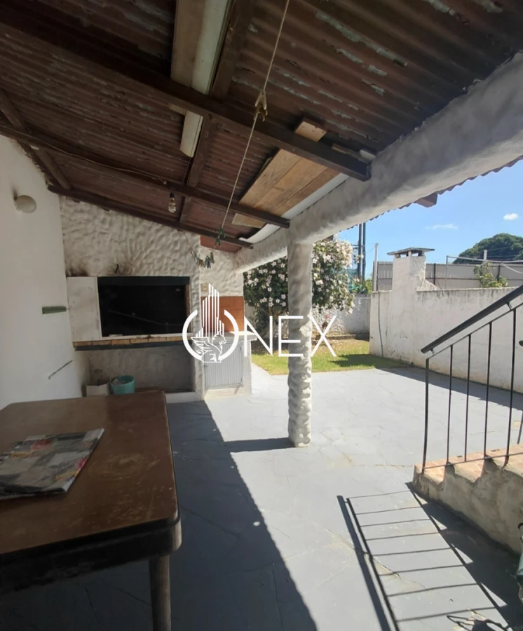 Casa ID.4194 - Oportunidad venta propiedad  dos casas  independientes + dependencia de servicio cerca de la rambla - Piriápolis