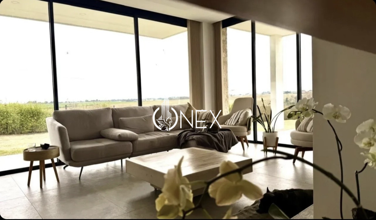 Casa ID.4927 - Moderna y exclusiva casa en venta 