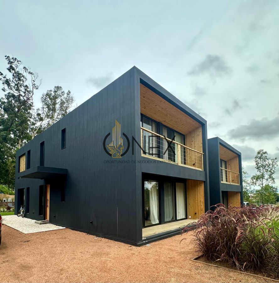 Casa ID.2935 -  Complejo Residencial de 4 casas - El Tesoro, La Barra. 