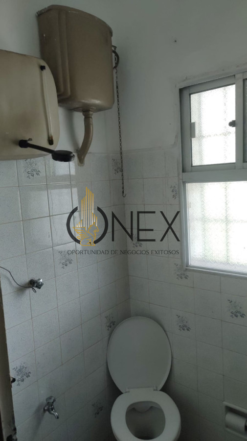 Casa ID.4406 - SE VENDE EXCELENTE PROPIEDAD EN ATLANTIDA, DE CUATRO DORMITORIOS