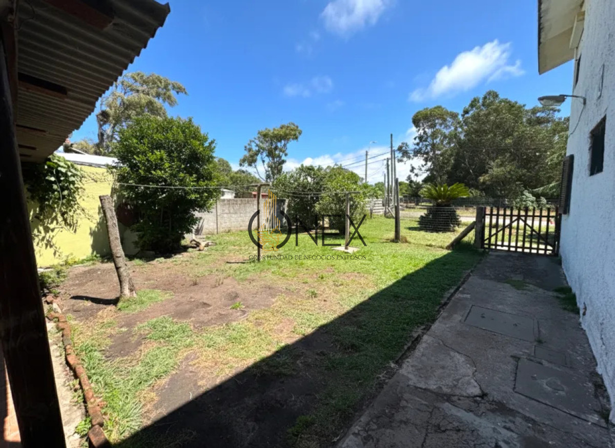 Casa ID.1514 - Gran Oportunidad Venta de Casa y Apartamento La Floresta a Pasos de La Playa.