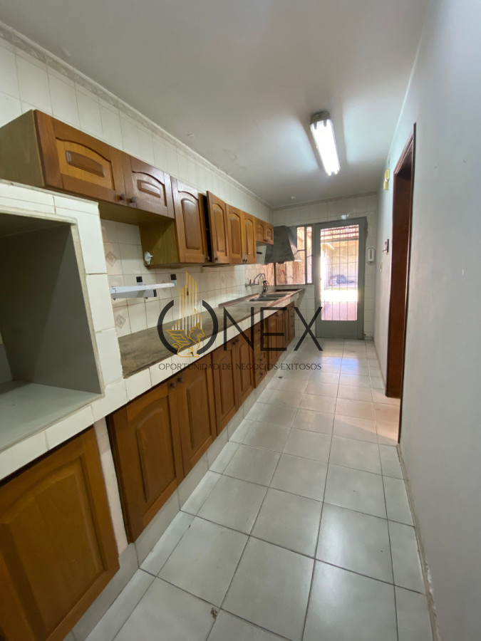 Casa ID.1534 - SE VENDE GRAN CASA EN CENTRO DE PAYSANDU