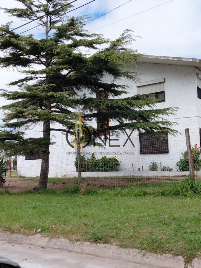 Casa ID.1514 - Gran Oportunidad Venta de Casa y Apartamento La Floresta a Pasos de La Playa.