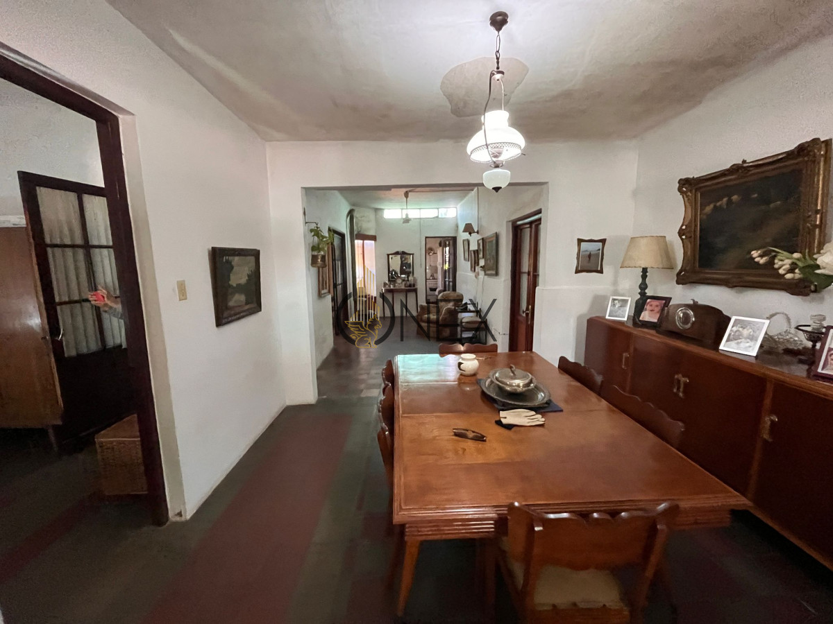 Casa ID.3099 - CASA EN VENTA A METROS DE REPUBLICA ARGENTINA