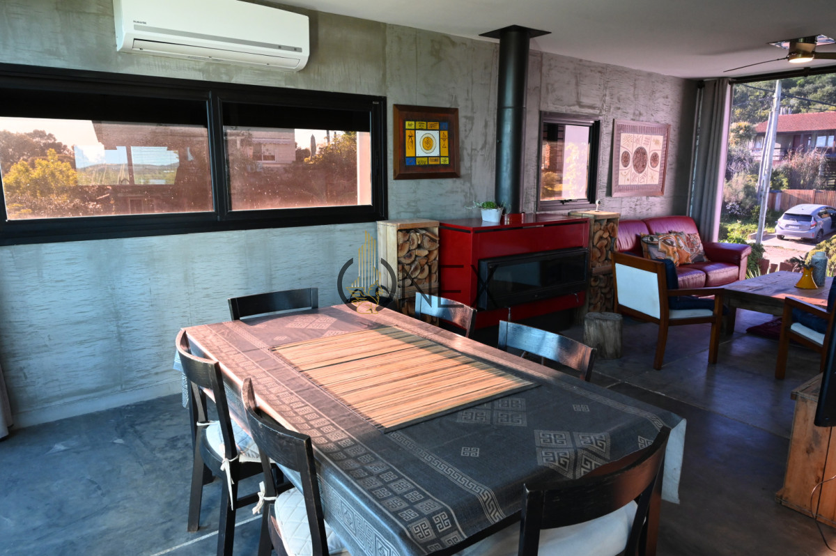 Casa ID.3361 - SE VENDE EXCELENTE PROPIEDAD EN PIRIÁPOLIS,PARA CUMPLIR TUS SUEÑOS