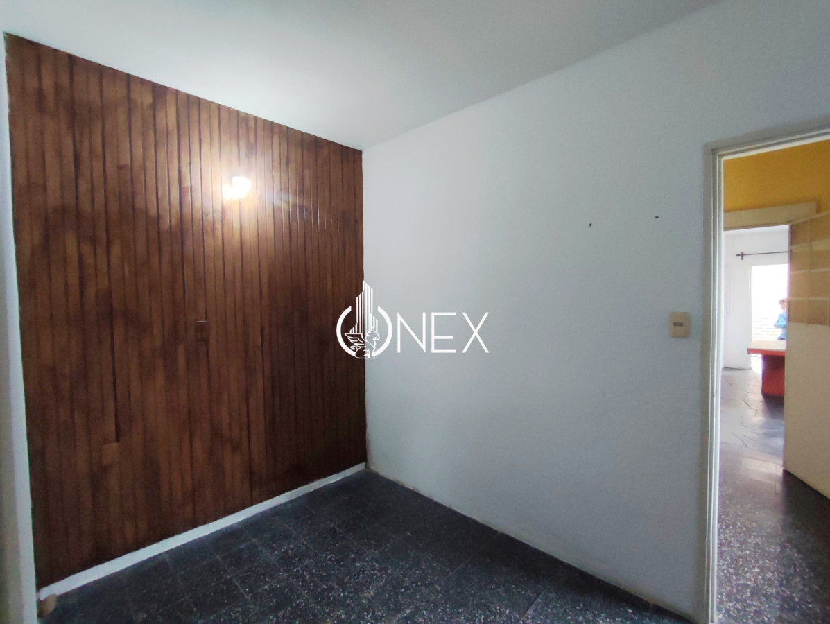 Casa ID.3774 - Casa en Venta (4 dorm.) + apto (3 dorm.) en Solymar a mts de la Rambla