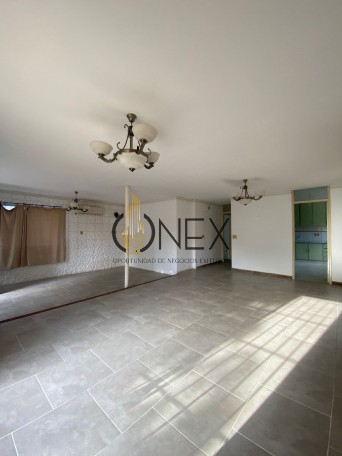 Casa ID.3627 - Se vende hermoso Chalet en Parque del Plata Sur