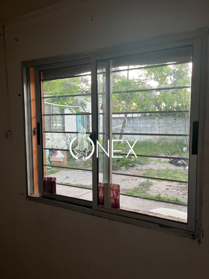 Casa ID.5004 - Se alquila monoambiente en Salinas sur 