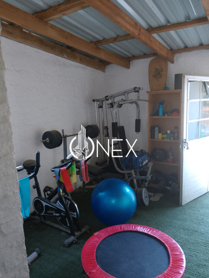 Casa ID.4316 - ONEX VENDE DOBLE POTENCIAL COMERCIAL