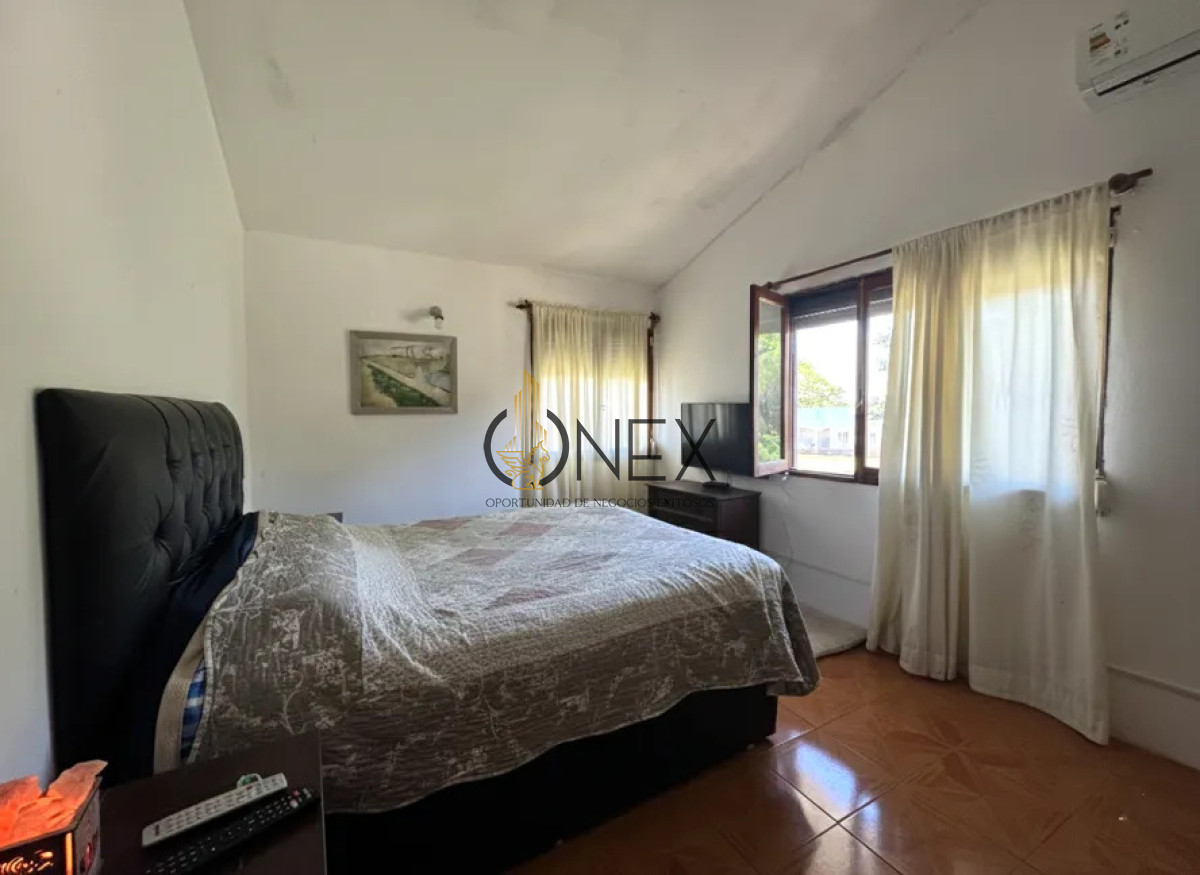 Casa ID.1514 - Gran Oportunidad Venta de Casa y Apartamento La Floresta a Pasos de La Playa.