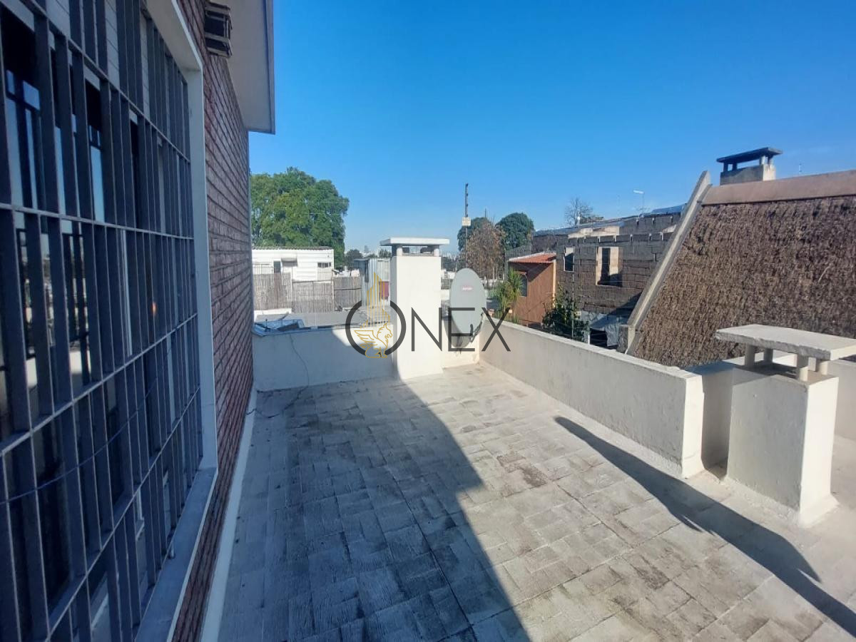 Casa ID.1081 - Excelente OPORTUNIDAD VENTA IDEAL INVERSION DOS CASAS Y UN GALPON BARRIO LA TEJA  MONTEVIDEO