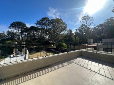 Venta casas 4 suites espectaculares a estrenar equipadas en Solanas 