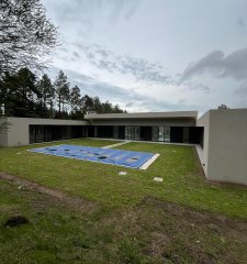 SE VENDE CASA EN BARRIO PRIVADO CARMEL
