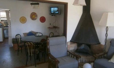Venta Parque del Plata Casa PH a metros de la playa