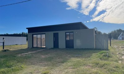 Venta de casas a estrenar zona Luisch Miradores dos dormitorios