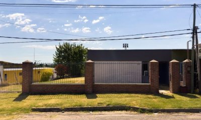 CASA EN VENTA PROXIMA A AVENIDA SALTO