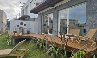 Venta espectacular casas en complejo en la Barra Punta del Este
