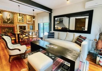 VENTA CASA EN PUNTA CARRETAS DE TRES PLANTAS