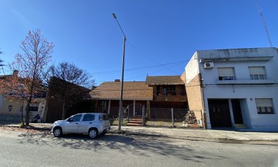 ESPECTACULAR PROPIEDAD FRENTE A PLAZA EN VENTA PAYSANDU