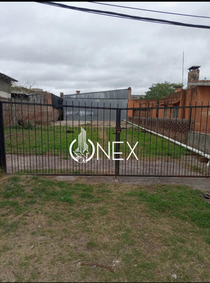 Galpón ID.4024 - GALPON EN VENTA FRENTE A LA NUEVA UNIVERSIDAD 