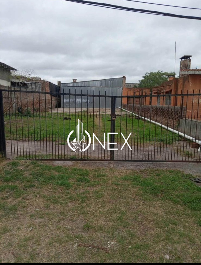 Galpón ID.4024 - GALPON EN VENTA FRENTE A LA NUEVA UNIVERSIDAD 