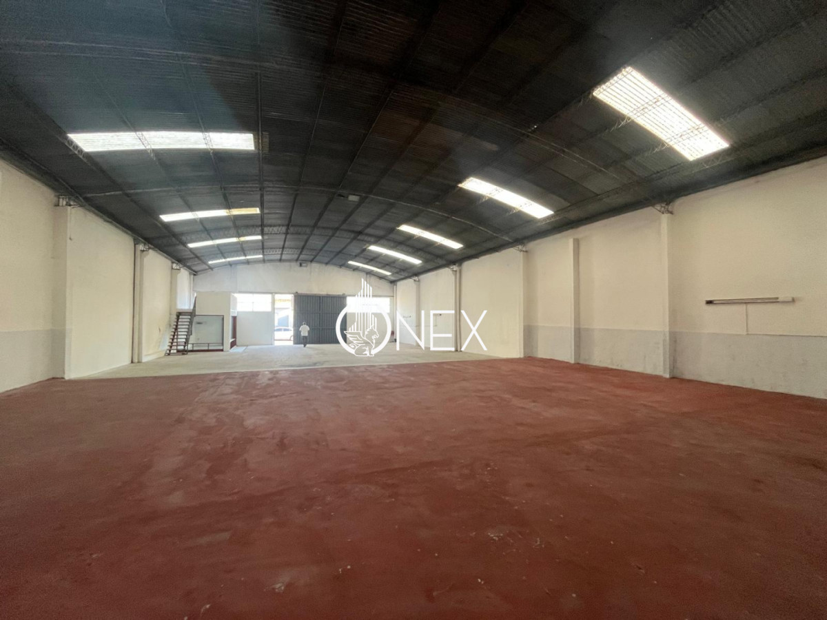 Galpón ID.4327 - Galpón en alquiler en Paysandú