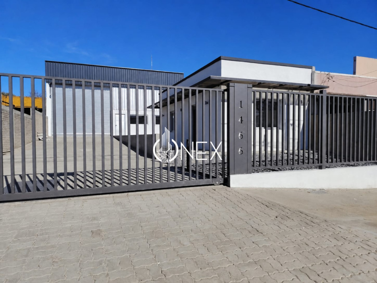 Galpón ID.4676 - Galpon con oficina en alquiler