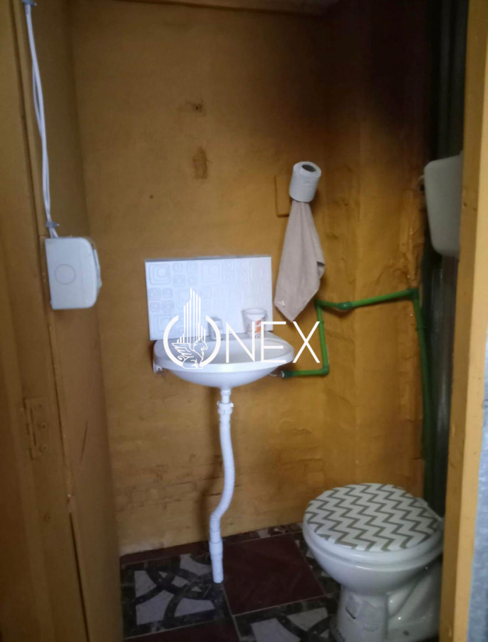 Galpón ID.4024 - GALPON EN VENTA FRENTE A LA NUEVA UNIVERSIDAD 