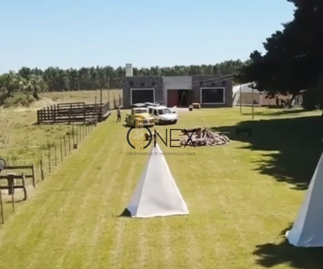 Chacra ID.3743 - Espectacular Chacra de Ocio de 16 Ha | Casa 300m² Impecable + Gran Salón de Eventos. 