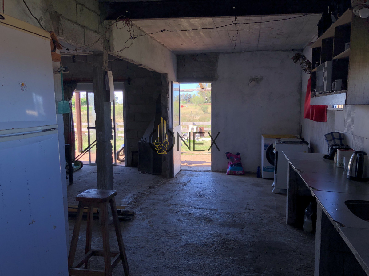 Chacra ID.2140 -  Se vende Chacra de 4ha más casa, sobre ruta 107. Canelón Chico.