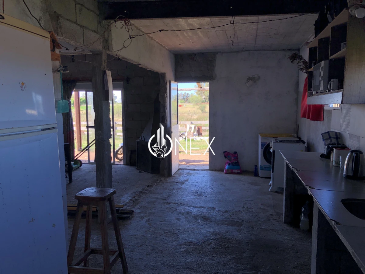 Chacra ID.2140 -  Se vende Chacra de 4ha más casa, sobre ruta 107. Canelón Chico.