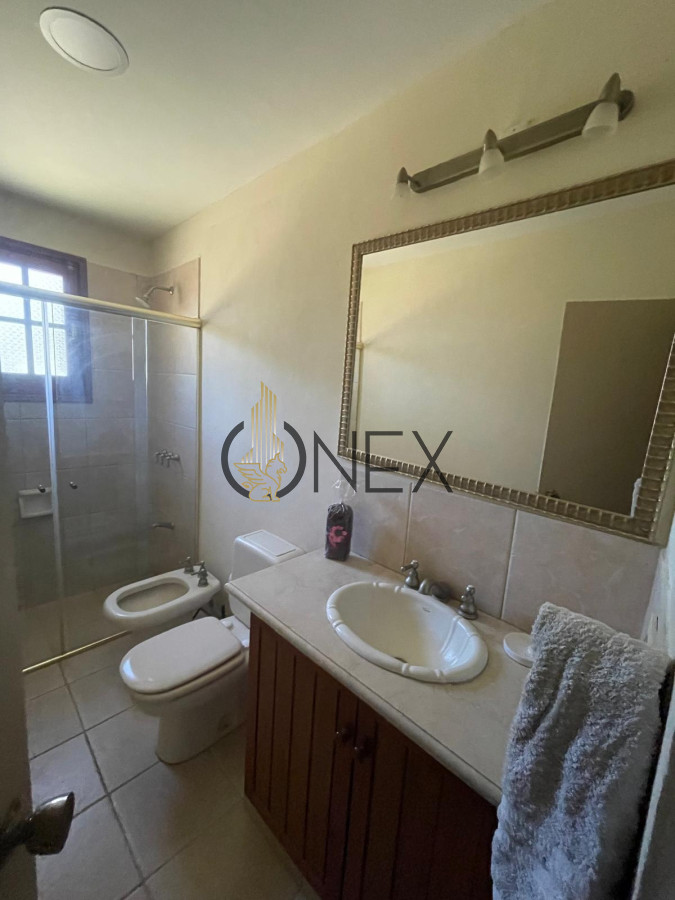 Chacra ID.2595 - Venta de Chacra de 6 Ha con 2 casas  en Zanja de Chavez 