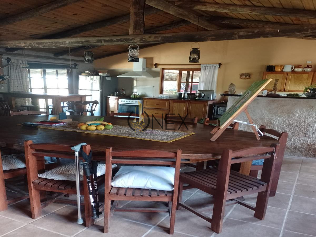 Chacra ID.1046 - Oportunidad de Venta o permuta ....de Chacra en Maldonado casa principal+ casa huéspedes+piscina Climatizada+ galpon