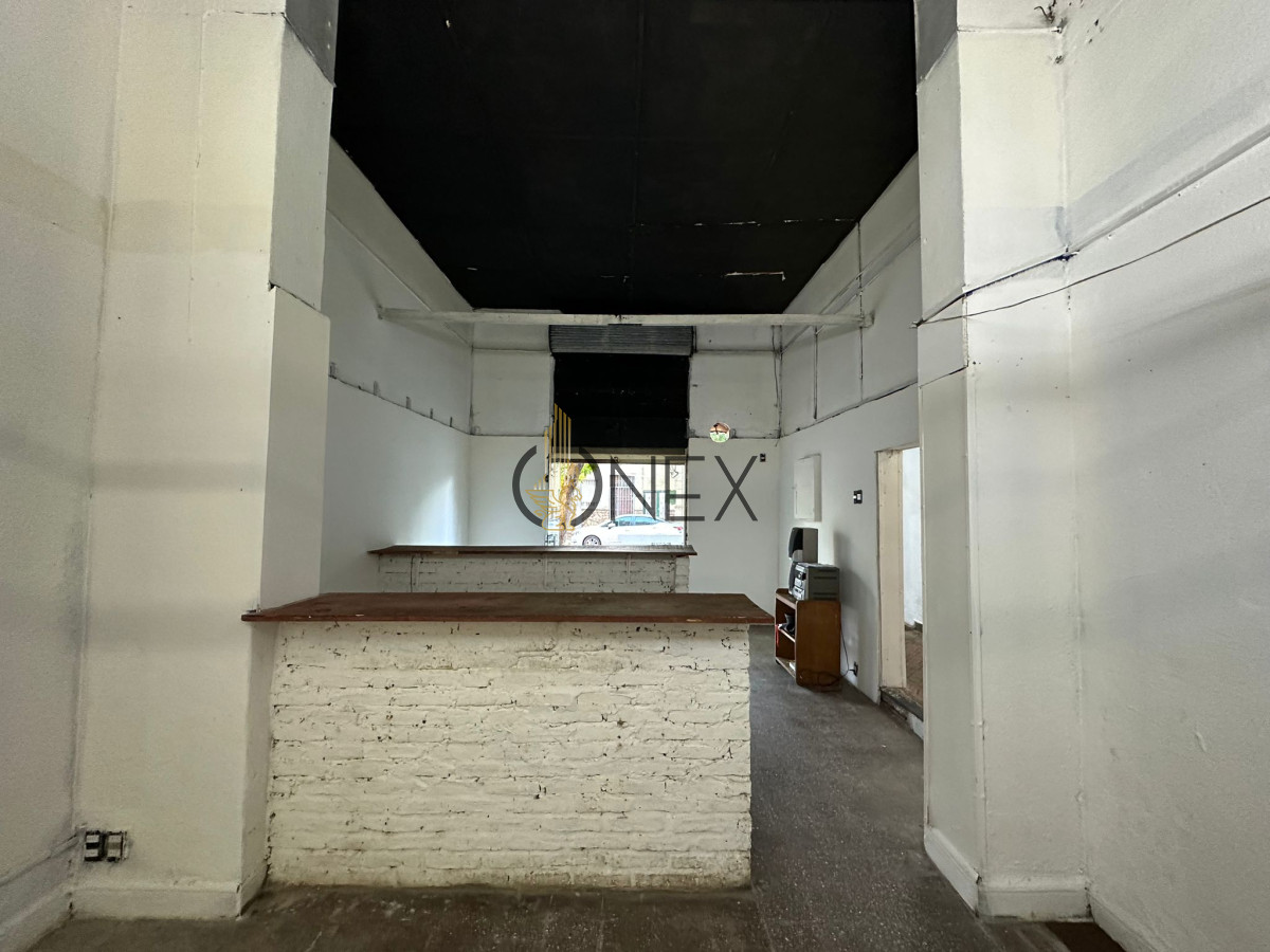 Local Comercial ID.2161 - En Venta, Local Comercial, Tres Cruces