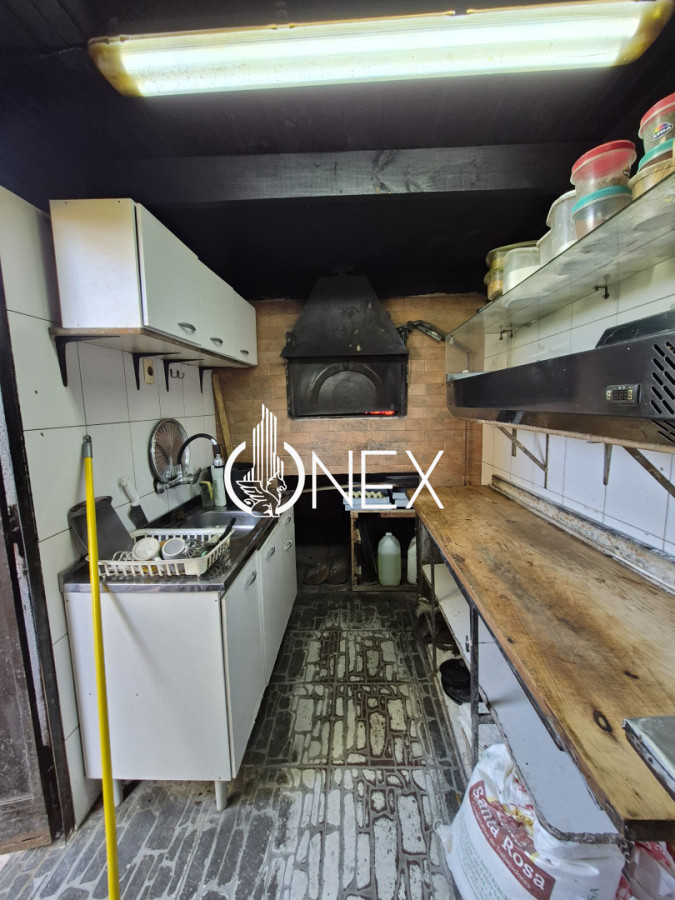 Local Comercial ID.4606 - Se vende llave de Pizzería en Salinas, Canelones 