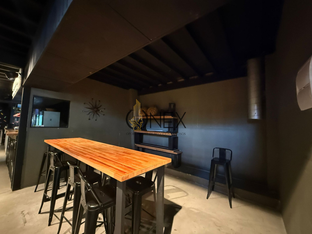 Local Comercial ID.3447 - Alquiler de local en Atlántida.