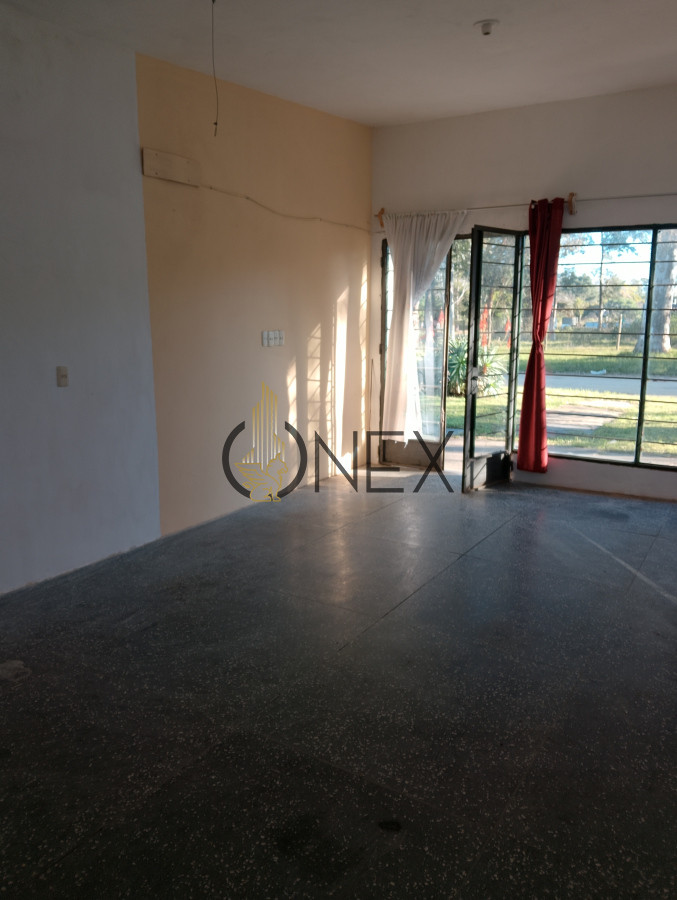 Local Comercial ID.2556 - Local en Balnearios, Parque del Plata