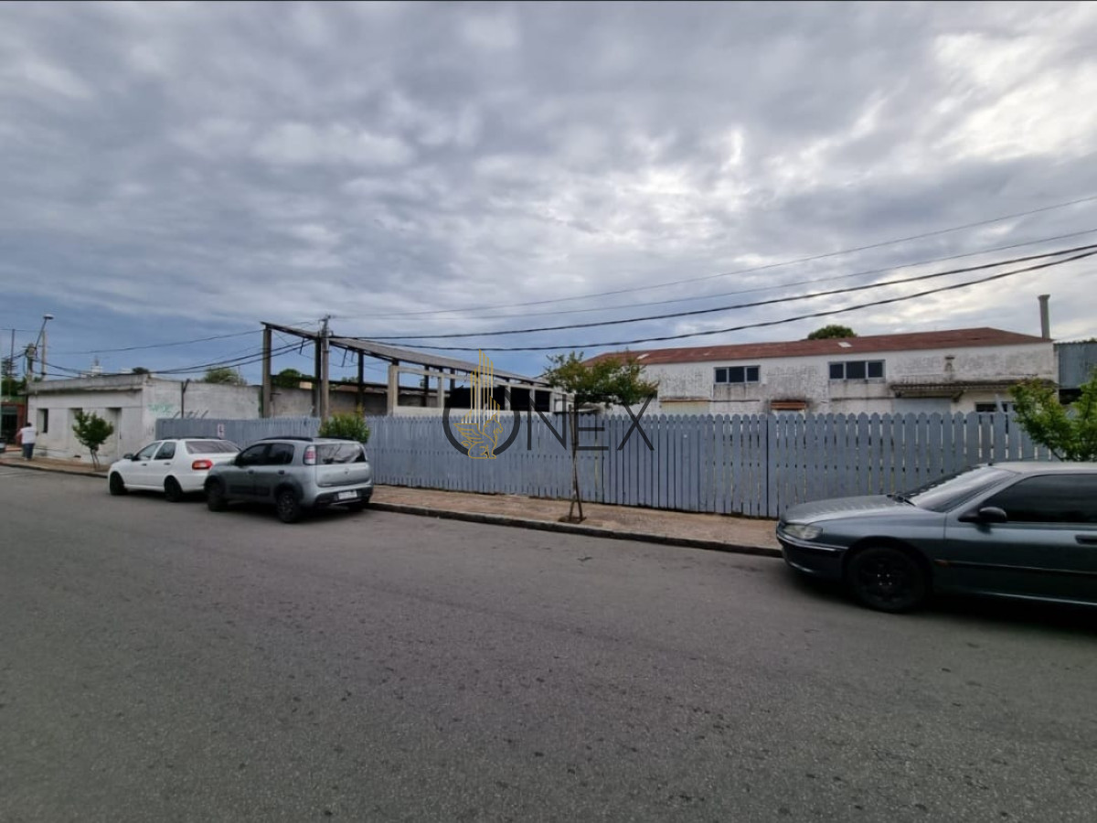 Local Comercial ID.2544 - LOCAL EN VENTA CENTRO MALDONADO-  GALPON