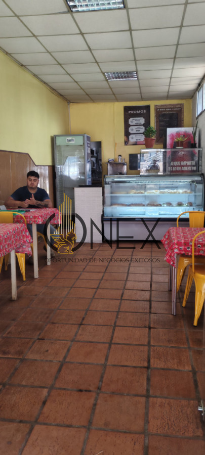 Local Comercial ID.3629 -  Se vende llave de local ubicado frente al costa urbana