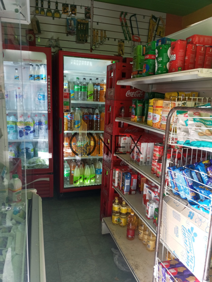 Local Comercial ID.3650 -  Se venden llaves de almacén en El Pinar