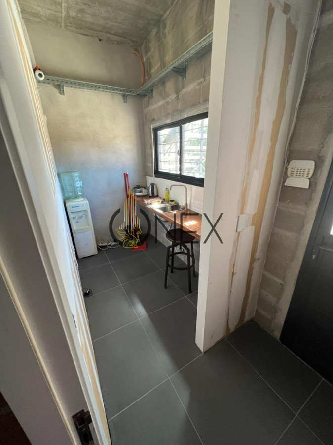Local Comercial ID.1380 - oportunidad de alquiler de local Comercial en Maldonado 